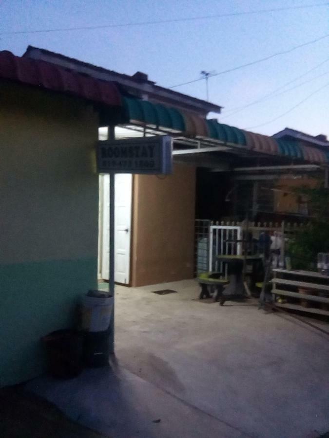 Singgahan Keluarga Jitu Jitra Buitenkant foto