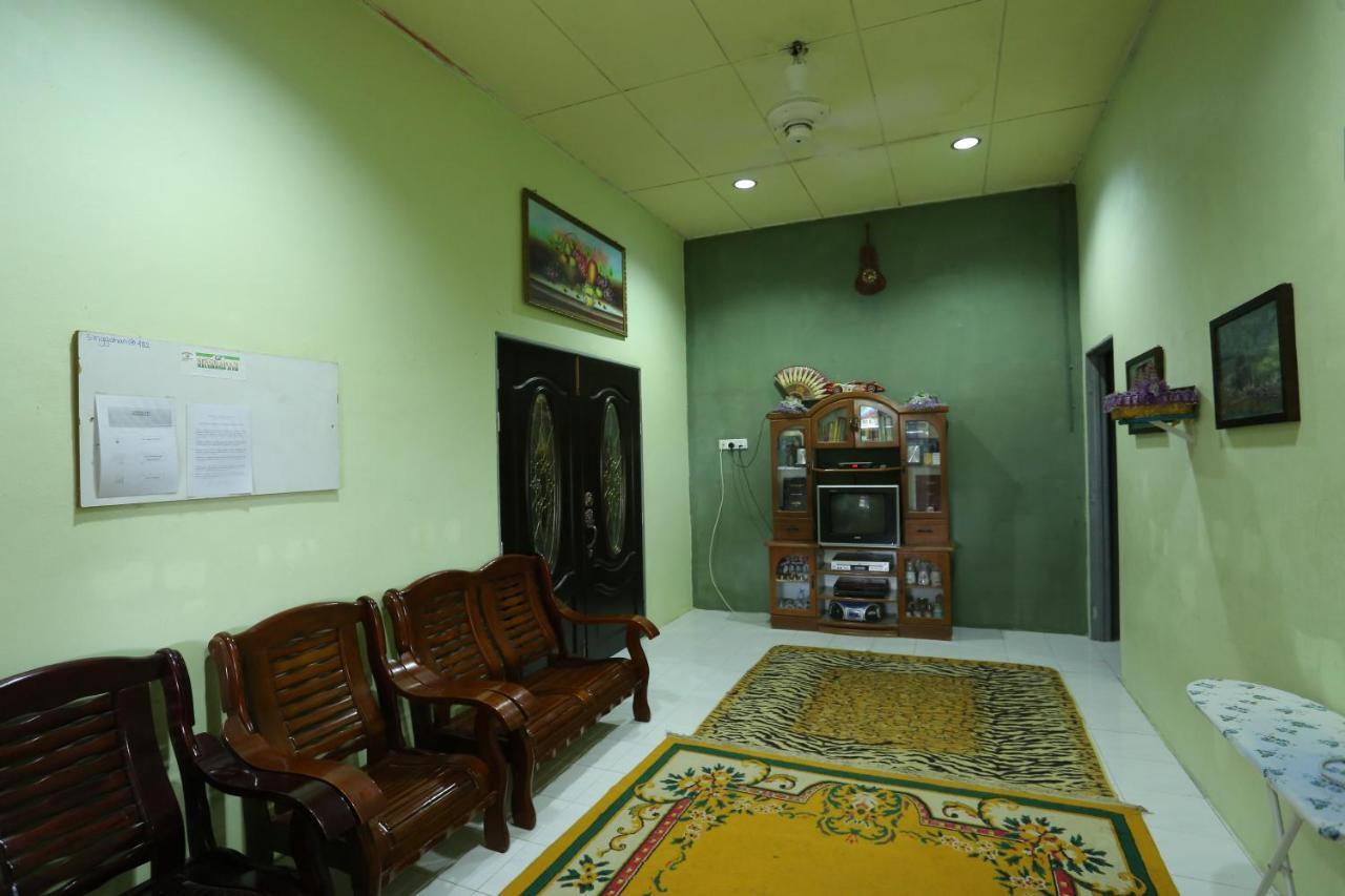 Singgahan Keluarga Jitu Jitra Buitenkant foto