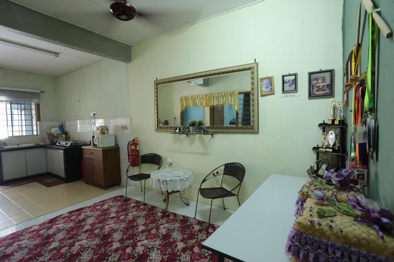 Singgahan Keluarga Jitu Jitra Buitenkant foto